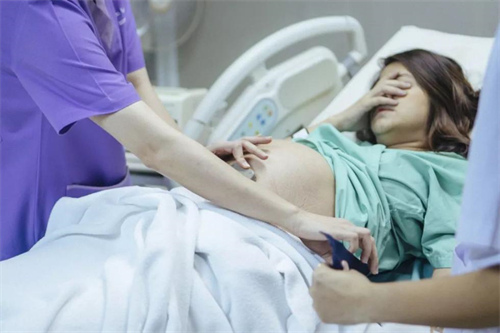 北京哪家医院可以供卵：2022在郑州哪家医院可以申请三代供卵的试管婴儿？用供卵生男孩需要满足什么条件？